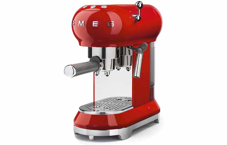 macchinetta-caffe-smeg1